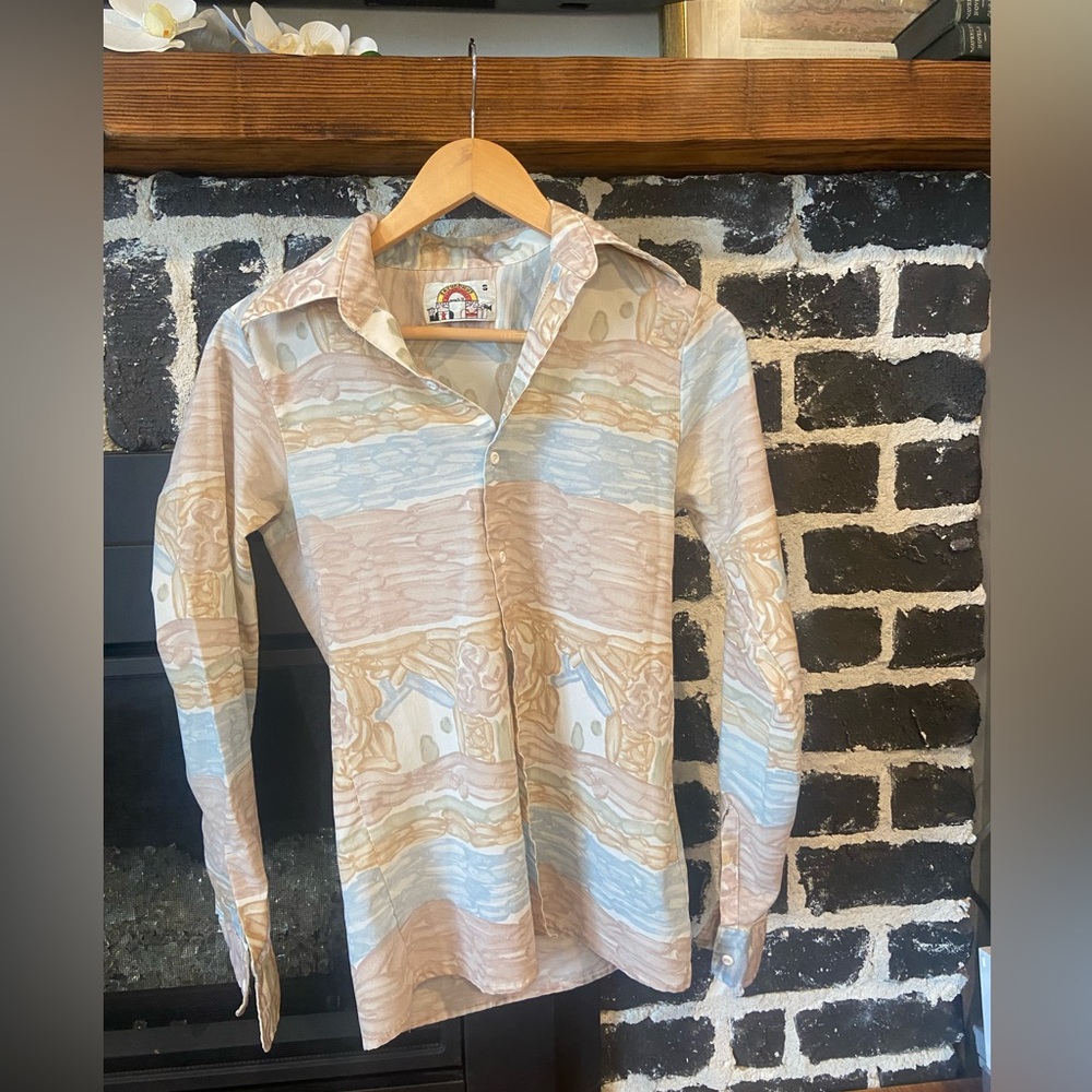 Vintage button up Saturdays in California printed top